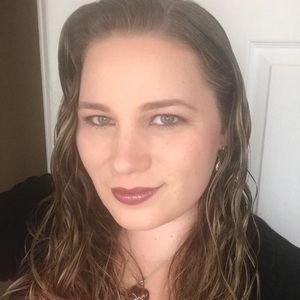 Meet your Posher, Anita